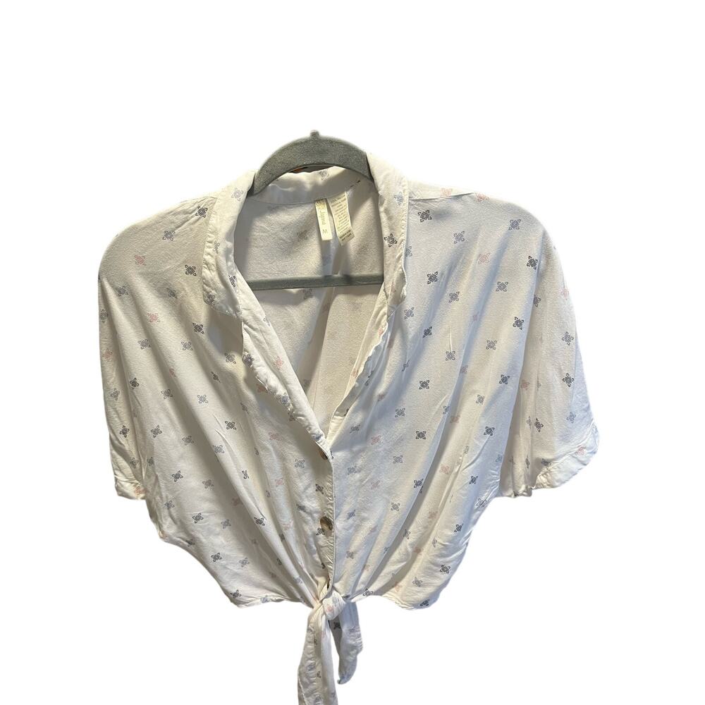 Japna Button Up Tie Front Top- woman’s sz medium